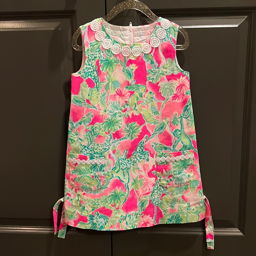 Lilly Pulitzer 💗 Like new! Vibrant colors! No flaws!